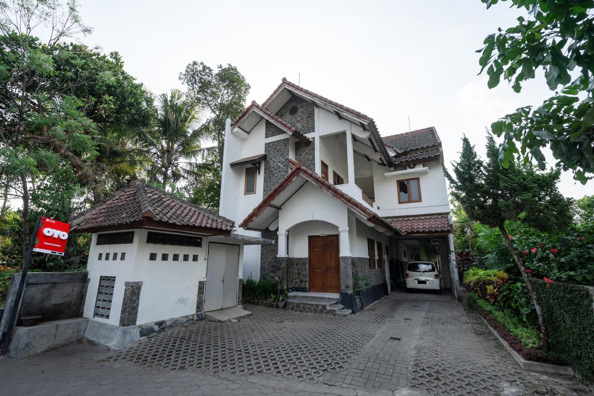 Super Oyo 1778 Omah Duwet Hotell Beran Kidul Exteriör bild