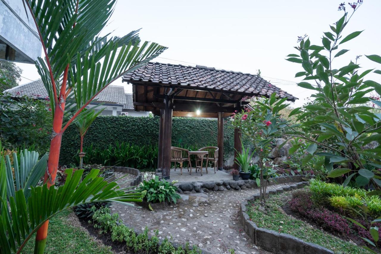 Super Oyo 1778 Omah Duwet Hotell Beran Kidul Exteriör bild